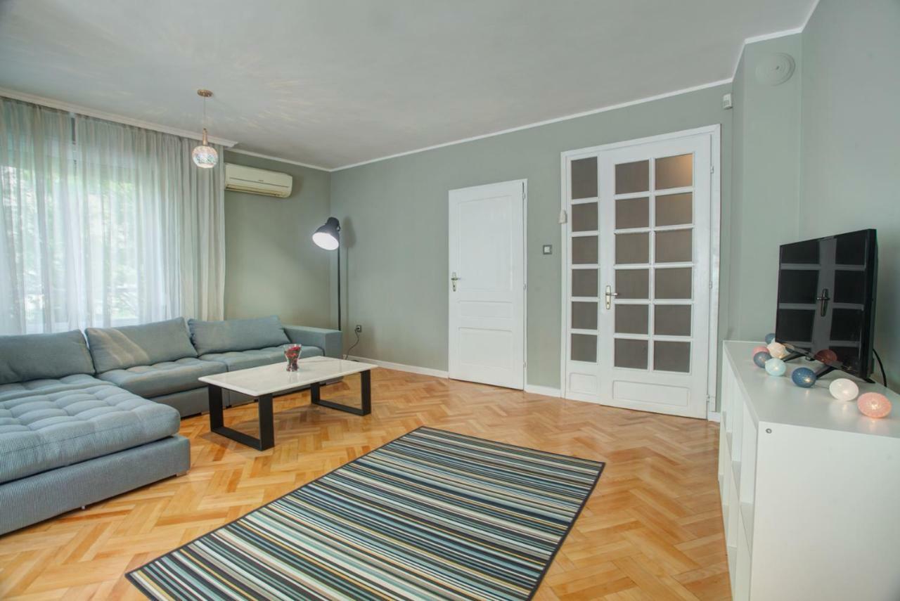 Spacious Flat Close To The American Embassy Sofia Buitenkant foto