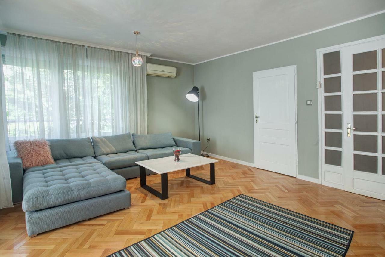 Spacious Flat Close To The American Embassy Sofia Buitenkant foto